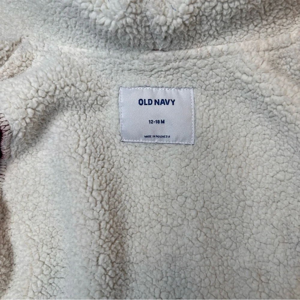 Old Navy Kids Burgundy Baby  Bear Graphic Hoodie Warmth Size 12-18 Months